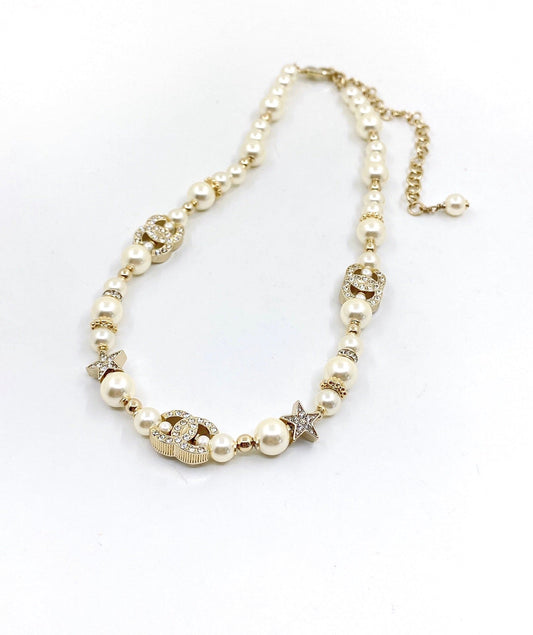 18K Chanel Pearl Diamonds Necklace