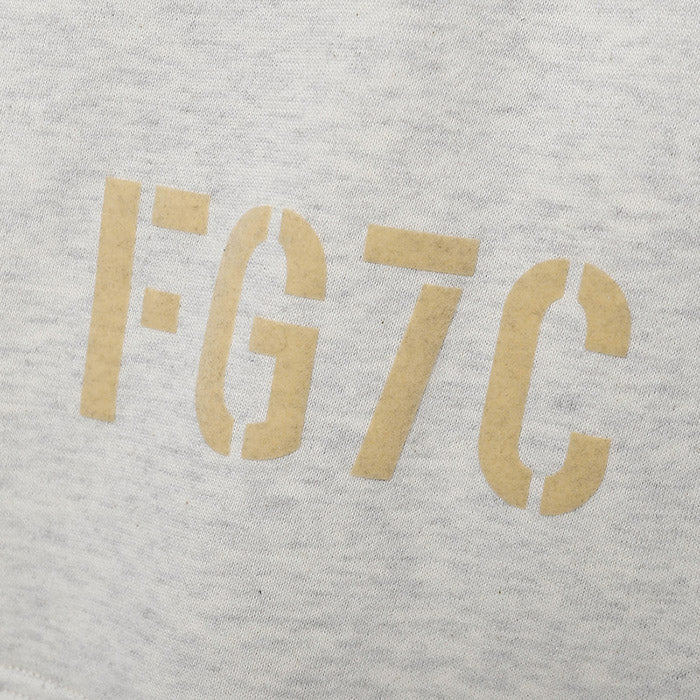 Fear of God ESSENTIALS 7C SHORTS
