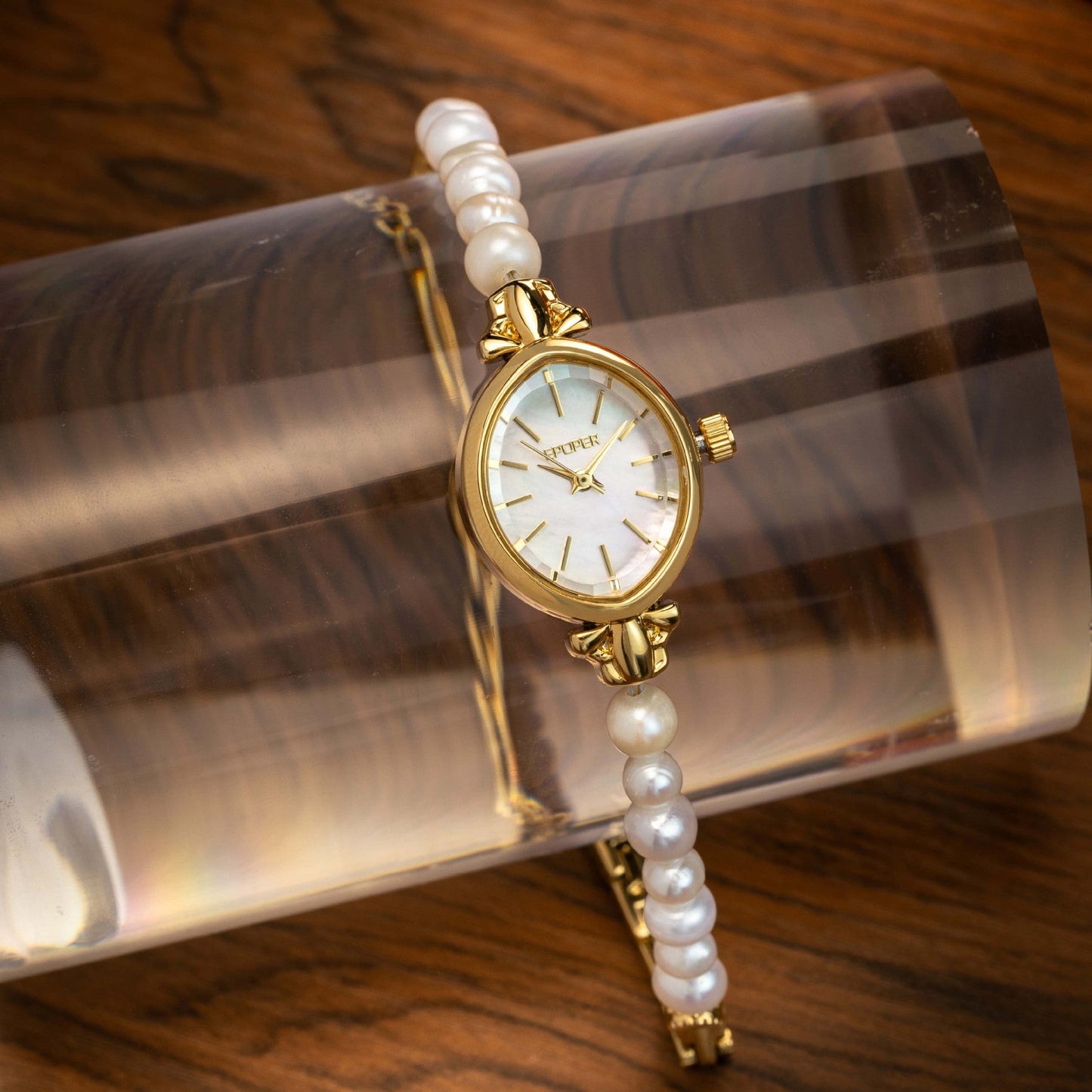 Pretty Pearl Quartz Bracelet Watch