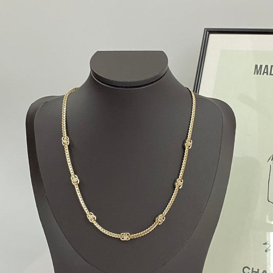 18K Chanel Chain Necklace