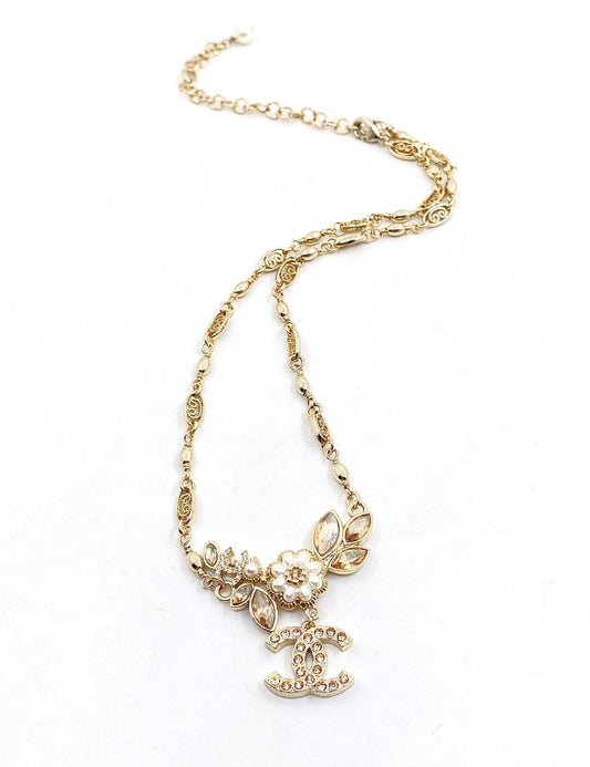 18K Chanel Flower Diamond Necklace