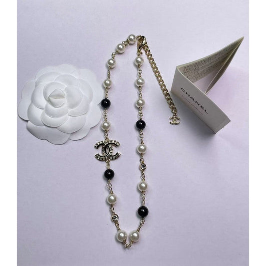 18K Chanel Black & White Pearls Necklace