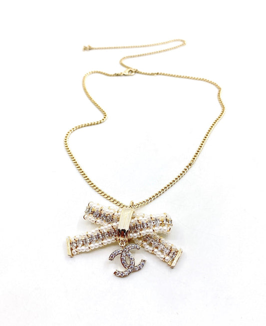 18K Chanel Bow Tie Necklace
