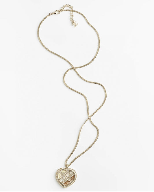 18K Chanel Heart Diamond Chain Necklace