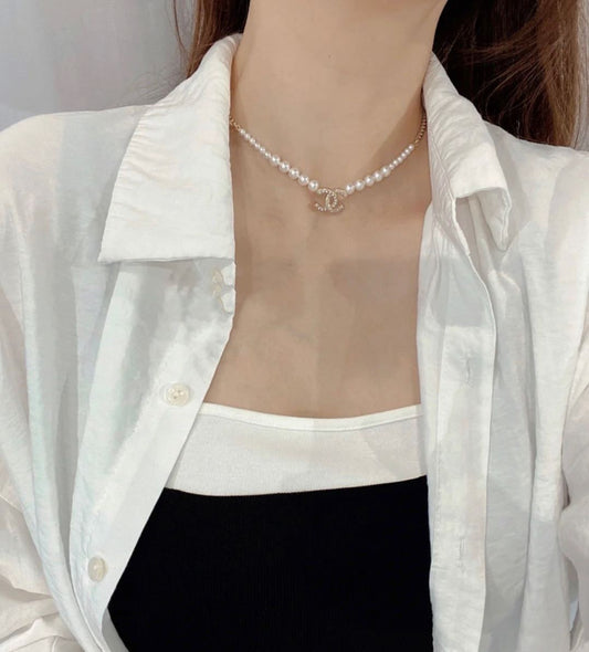 18K Chanel Pearls Choker Necklace
