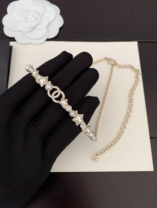 18K Chanel White Pearl Crystals Necklace