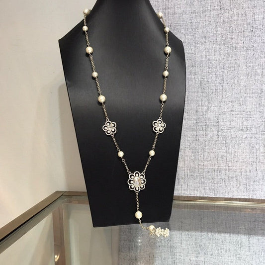 18K Chanel Flowers Pearl Long Necklace