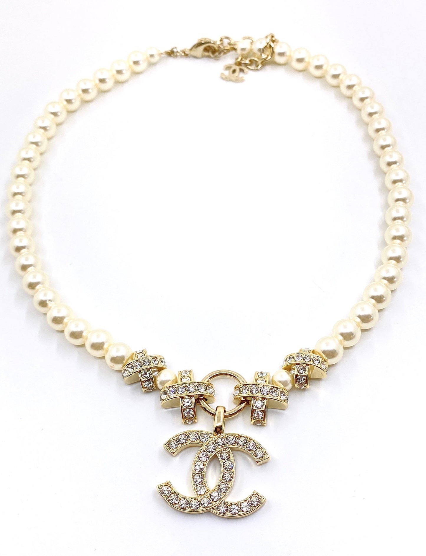 18K Chanel Pearls Chain Necklace