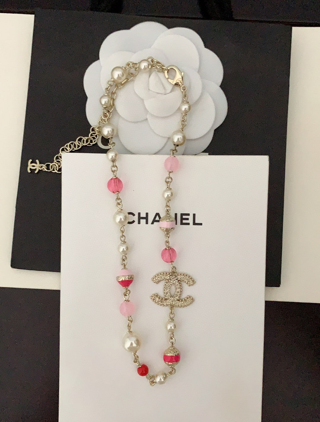 18K Chanel Pink & White Pearls Necklace