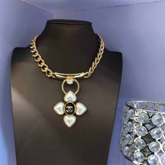 18K Chanel Pearl Choker Chain Necklace