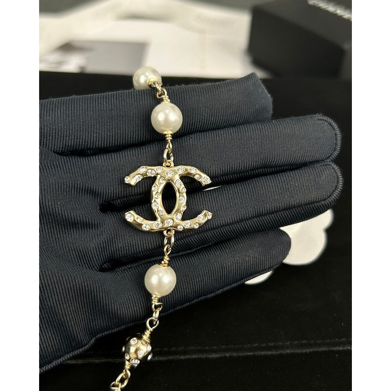 18K Chanel White Pearls Necklace