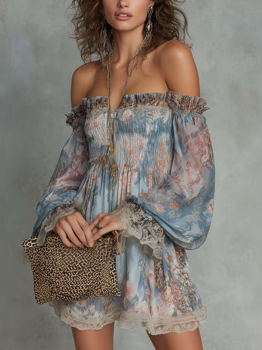 Elvira | Mini abito floreale off-shoulder con maniche ampie e bordi in pizzo