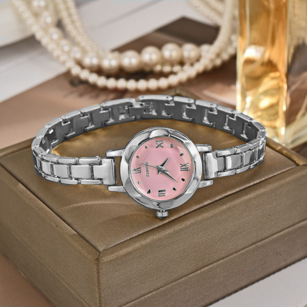 Elegant Round Dial Vintage Watch