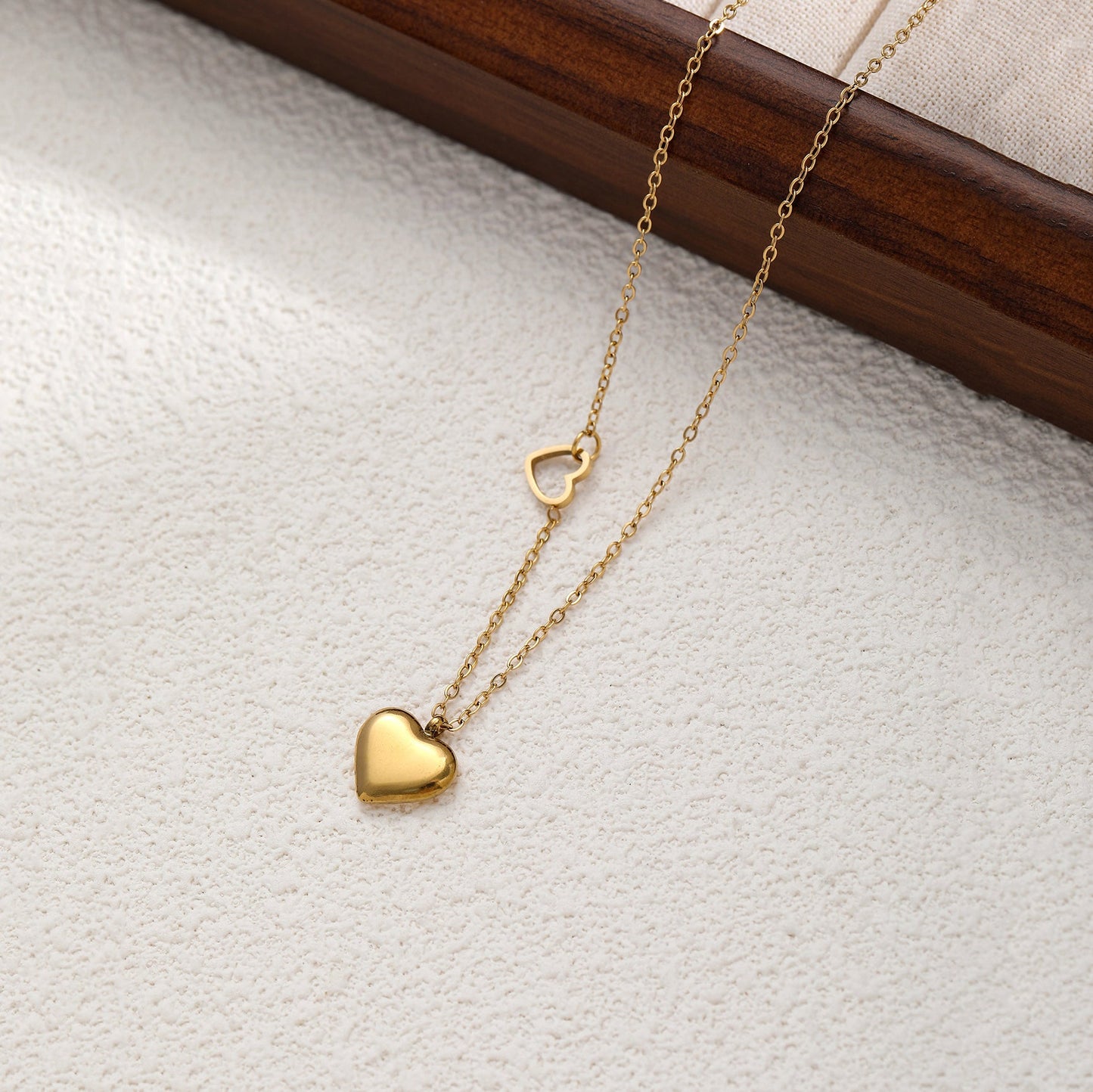 Minimalist Heart Pendant Choker Necklace