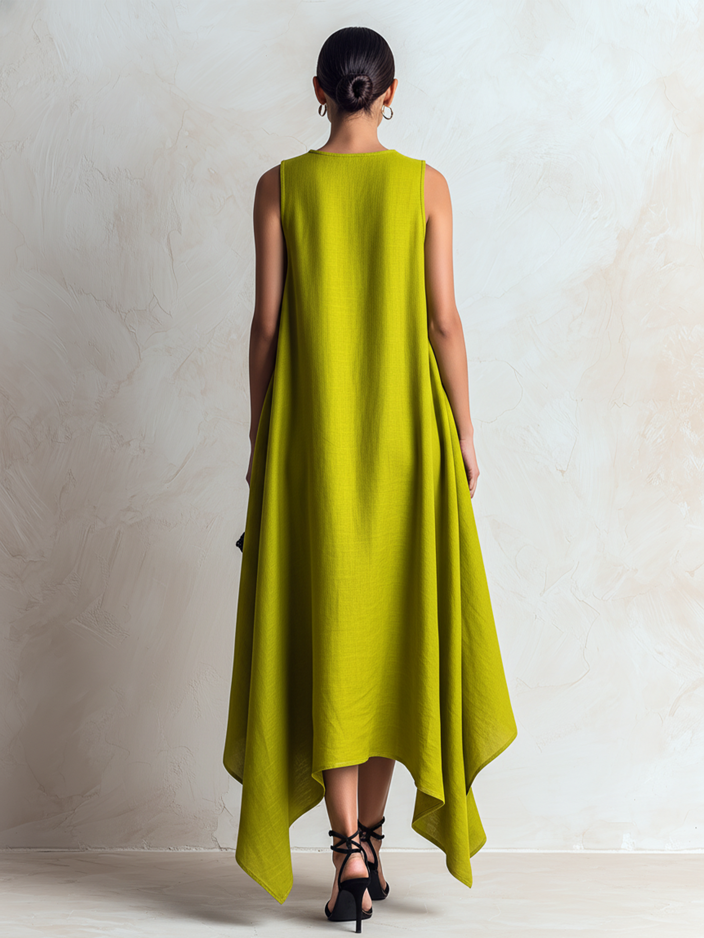 Matilde | Vestito midi asimmetrico verde lime senza maniche
