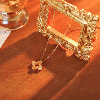 Hollow Four-Leaf Clover Bracelet ¨C Brushed Finish