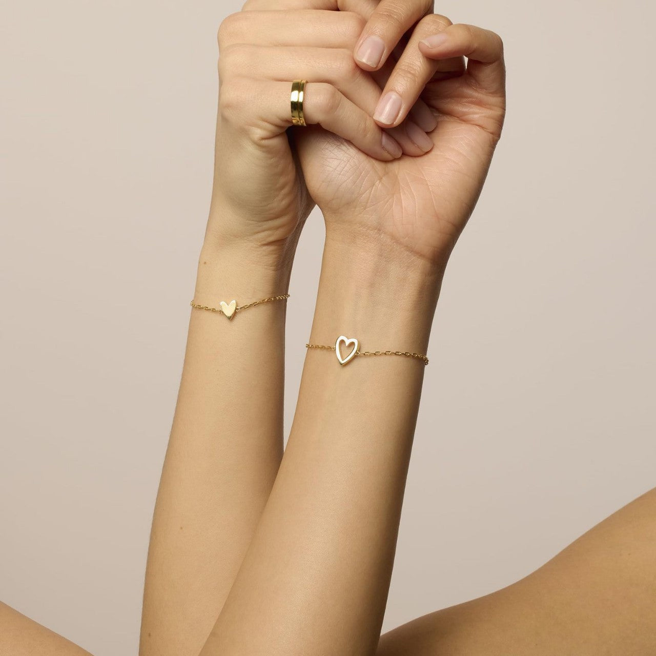 2 Pieces Matching Heart Bracelets ¨C BFF & Mother Daughter Set