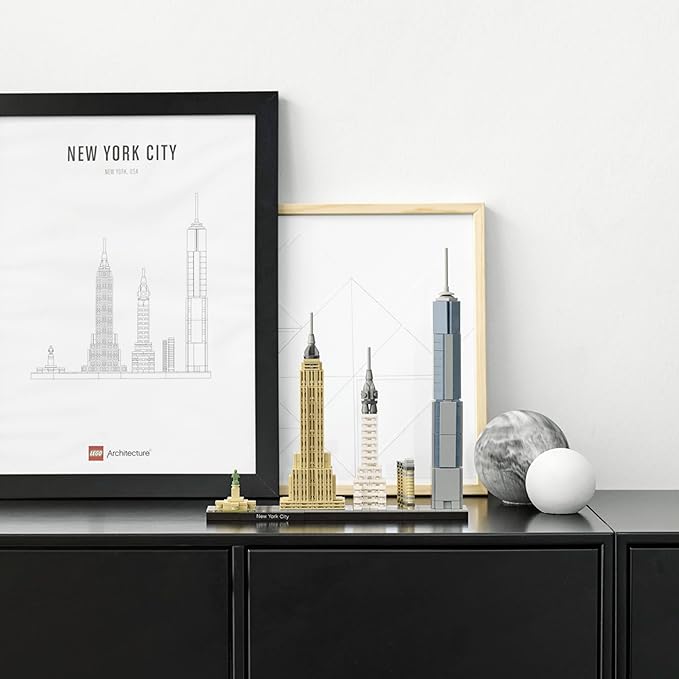 LEGO® Architecture: New York City Skyline (21028)