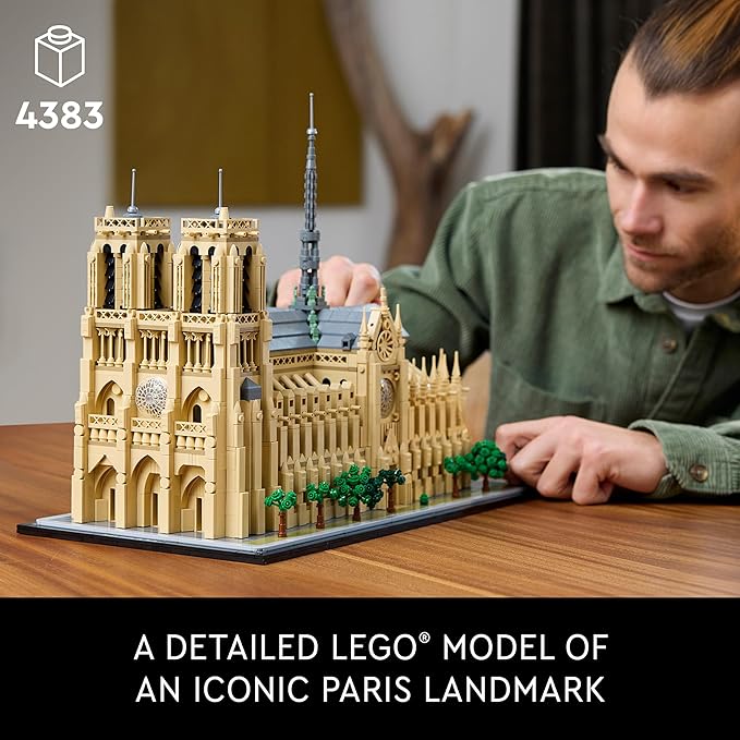 LEGO® Architecture: Notre-Dame de Paris (21061)