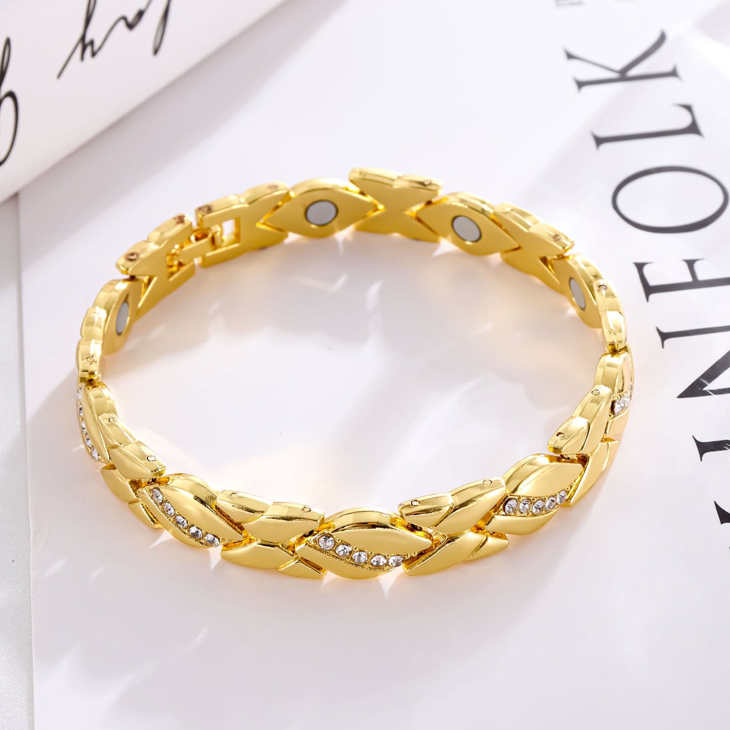 Magnetic Leaf Energy Bracelet - Waterproof & Tarnish-Free
