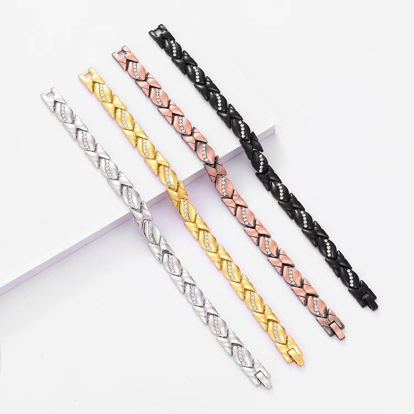 Magnetic Leaf Energy Bracelet - Waterproof & Tarnish-Free