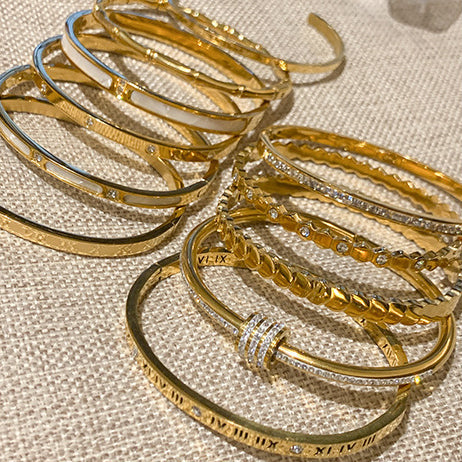 Waterproof & Tarnish-Free 5-Piece Stackable Bangle Set