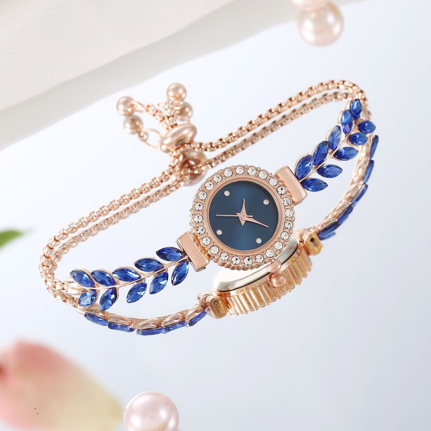 Sparkling Leaf Bracelet Watch
