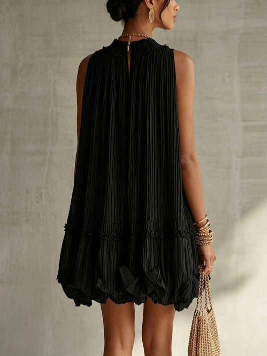 Vestito mini nero in chiffon con scollo a halterneck, volant e gonna a palloncino