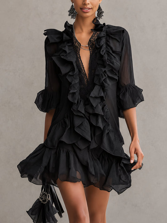 Vestito mini nero in pizzo chiffon con volant