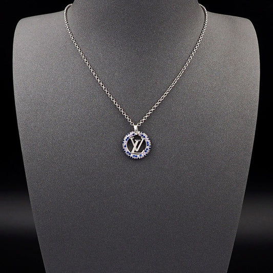 18K Louis Vuitton Louise By Night Necklace