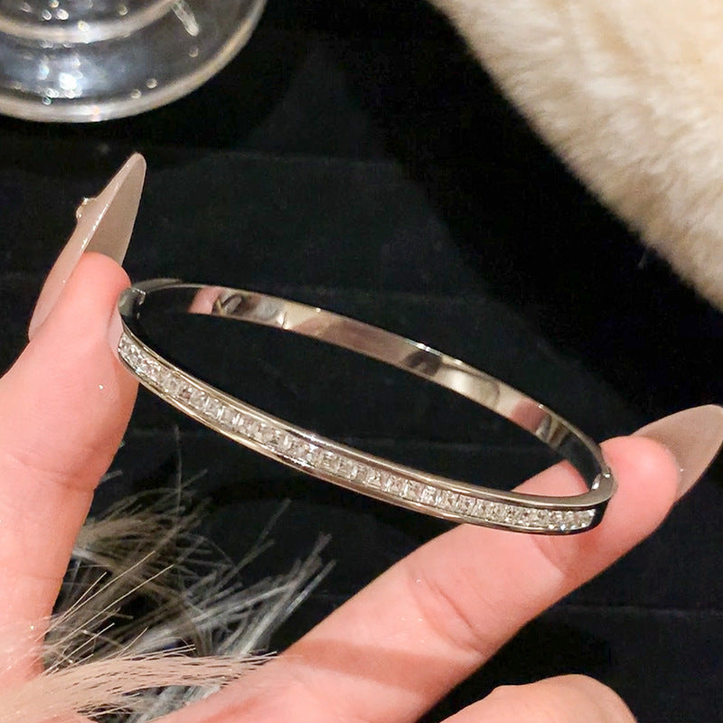 Waterproof & Tarnish-Free 5-Piece Stackable Bangle Set